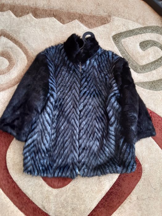 Продам полу шубок.