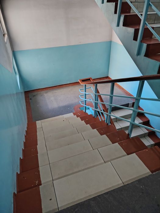 Продам 2х комнатную квартиру в 6 микрорайоне Болашак.