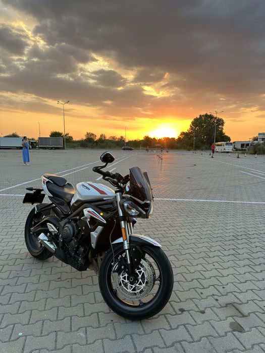 Triumph Speed Triple S 660 A2