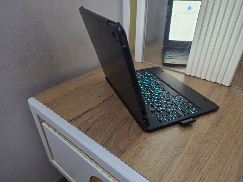 Ipad 7 32 GB LLA 95% Батарейка