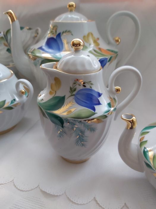 Сервиз костен порцелан ръчно рисуван