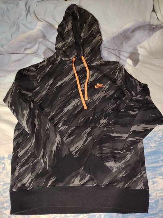 Nike оригинален мъжки суичър в перфектно състояние без забележки