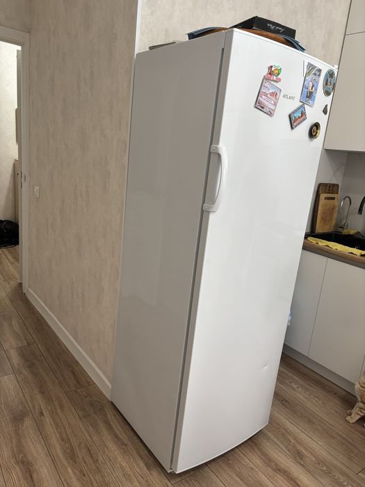 Продам морозильник от фирмы Atlant