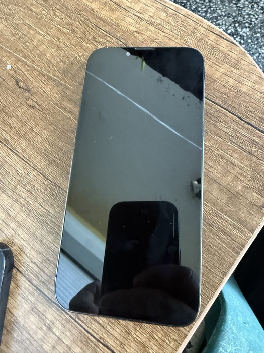 Iphone 13 pro в гаранция.