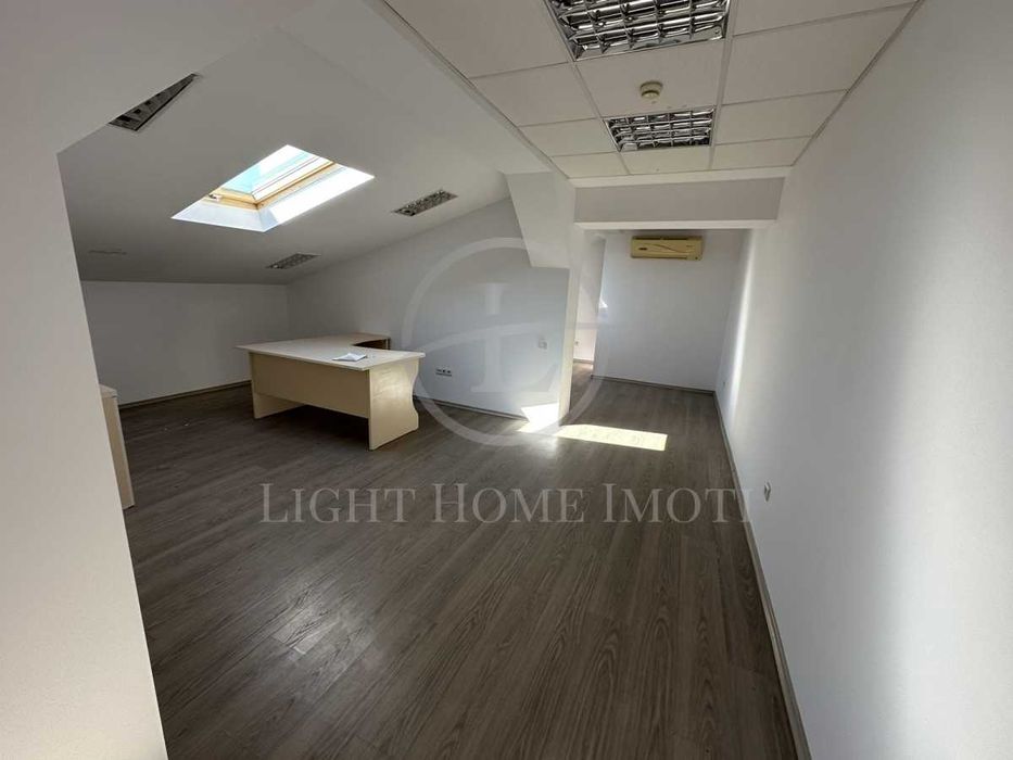 Продава се Офис в Пловдив, Централна гара - 213 кв.м за 918 €/кв.м - Снимка #3