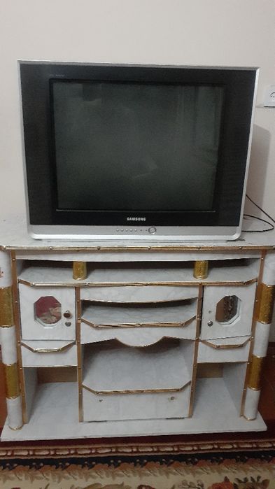 Тилевизор ва патставкаси сотилади