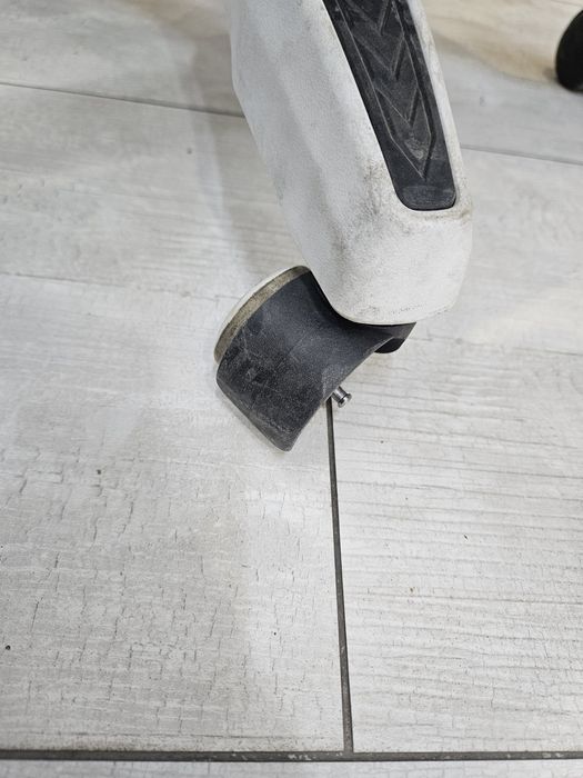 Kreslo setkali hi-tech