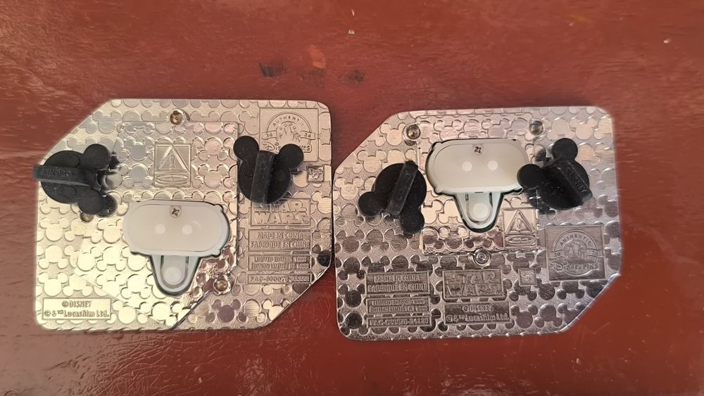 Оригинални Дисни  значки