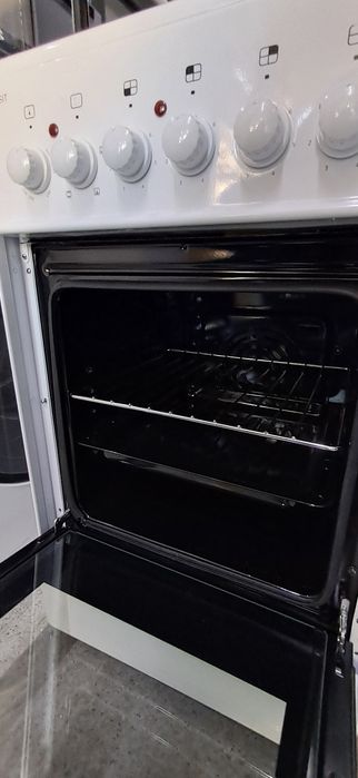 Aragaz Electric Exquisit cu plita vitroceramica garantie LD106