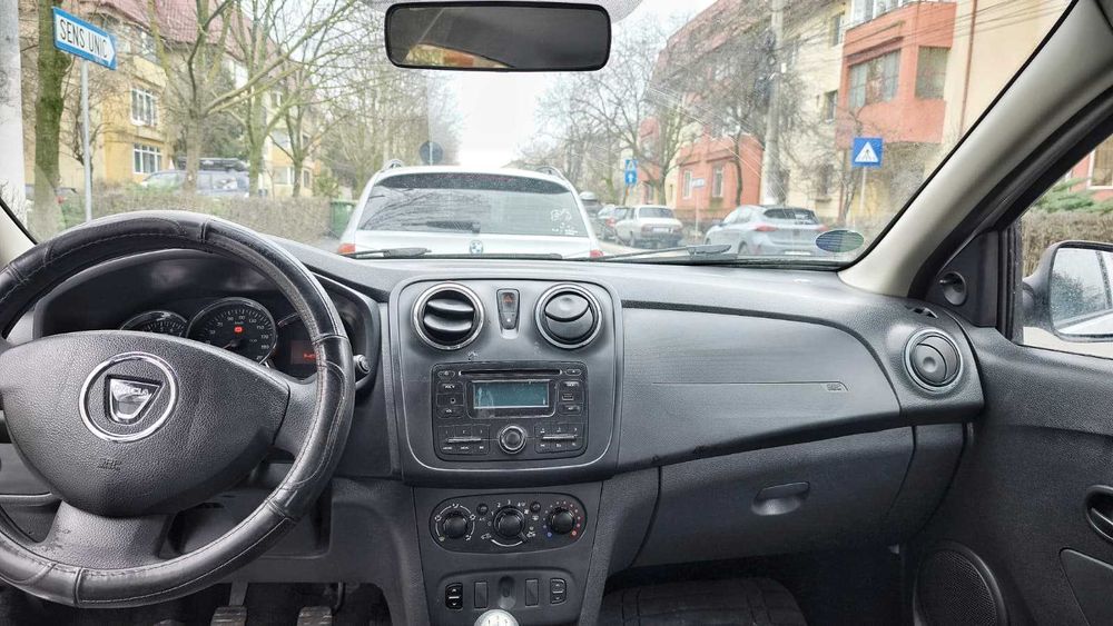 De inchiriat logan pentru uber, bolt. MOD ECO, CONSUM 6 IN ORAS PE GAZ