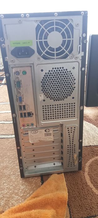 Продаеться компьютер