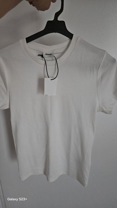 Tricou nou cu eticheta Bershka L-Xl