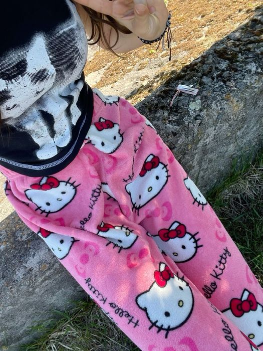 Pantaloni de pijama cu Hello Kitty