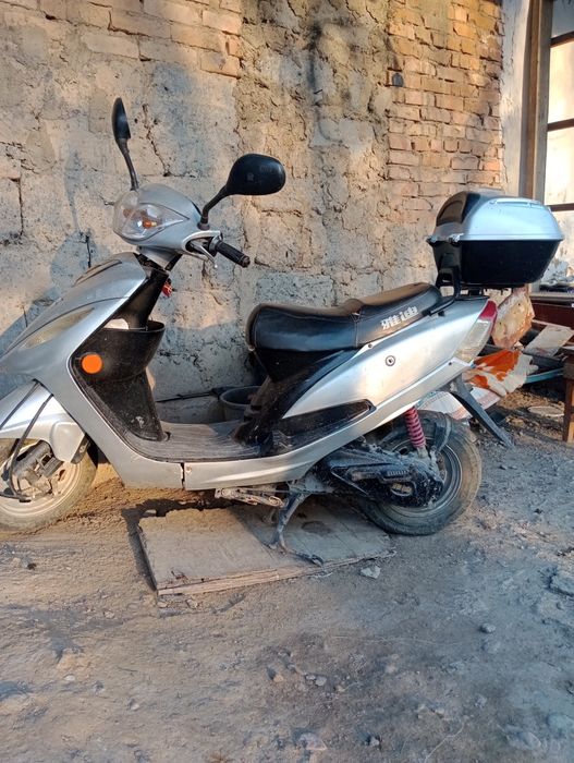 Скутер 50cc - 80cc