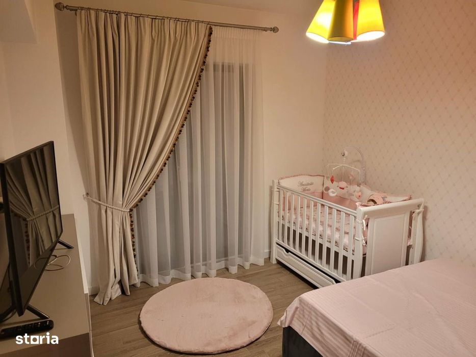 Inchiriez apartament 3 camere LUX –  strada Toporasi