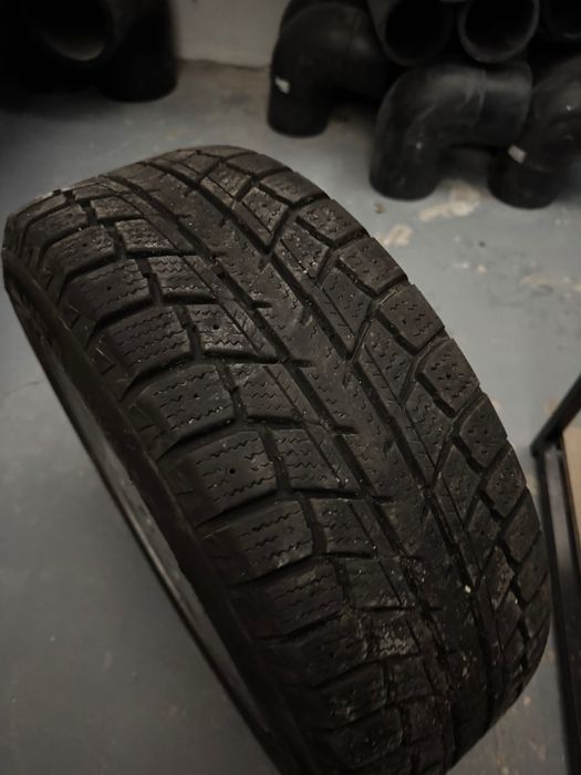 Диски с зимними шинами на Mercedes w210 черепашки R16