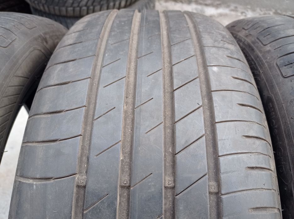 4бр 215/50 17 Goodyear Летни гуми -Внос от Австрия