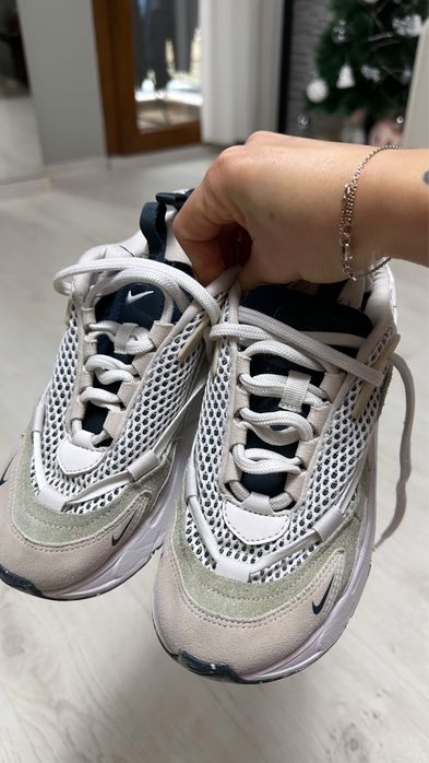 Дамски маратонки Nike