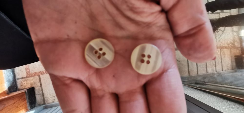 Нови копчета различни видове по договаряне