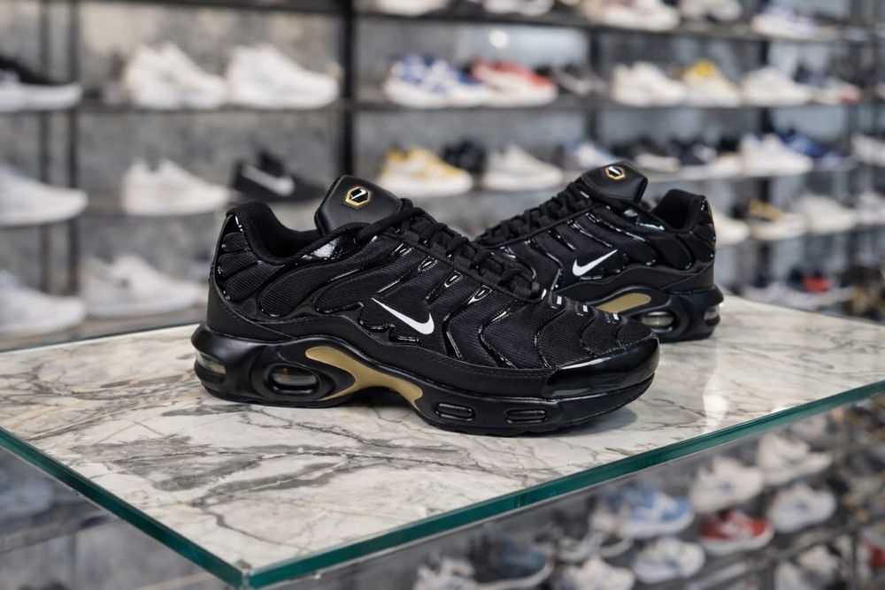 Маратонки nike нови