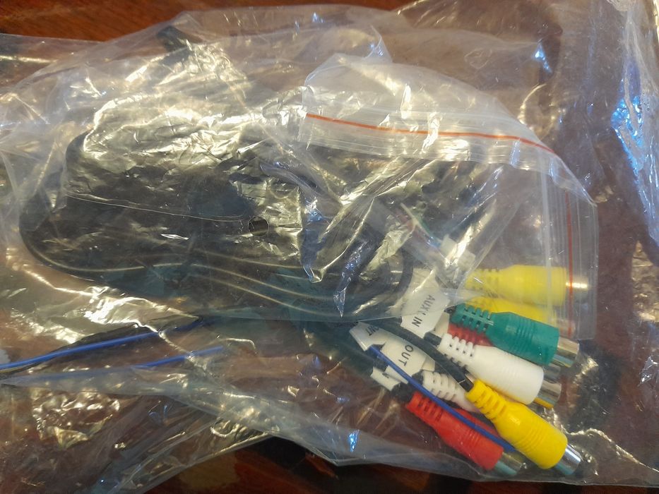 Продаётся  маленький монитор