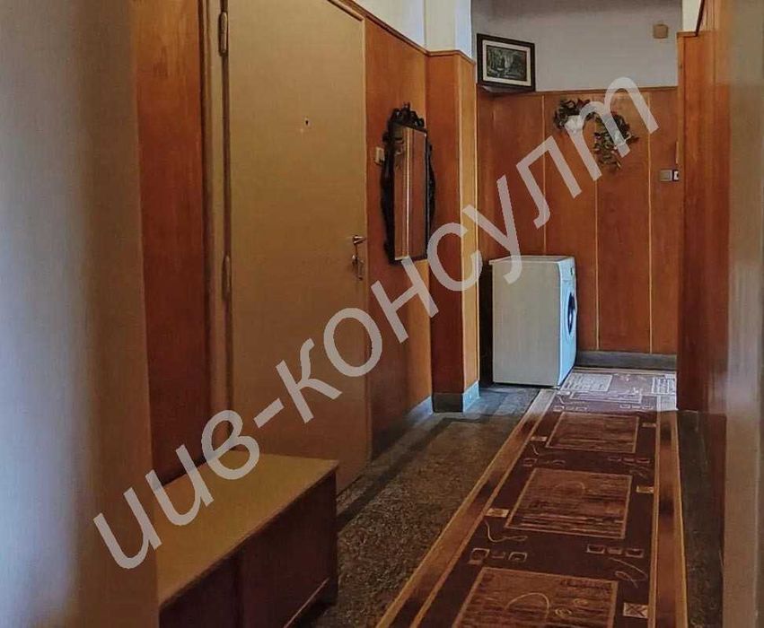 Продава се Тристаен апартамент в Велико Търново, Център - 95 кв.м за 943 €/кв.м - Снимка #4