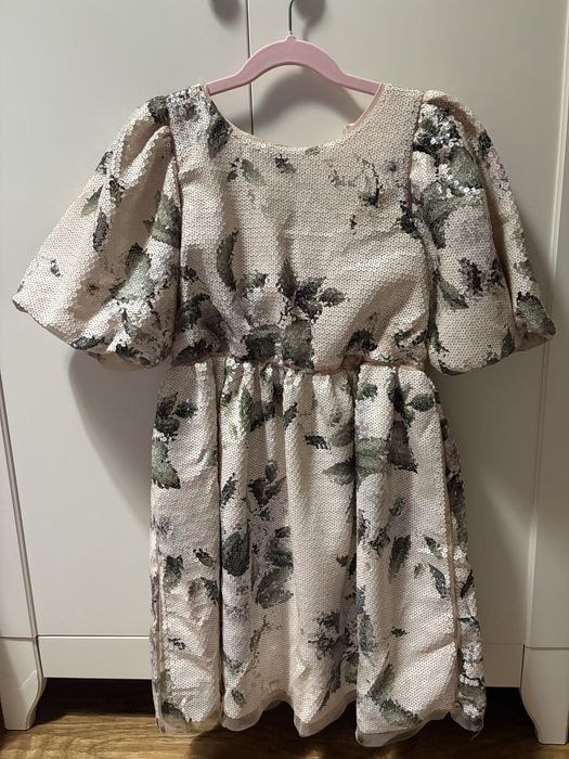 Детски рокли H&M , размер 6-7 и 7-8