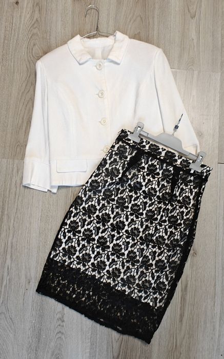 Costum/set elegant format - sacou alb și o fustă neagră din dan