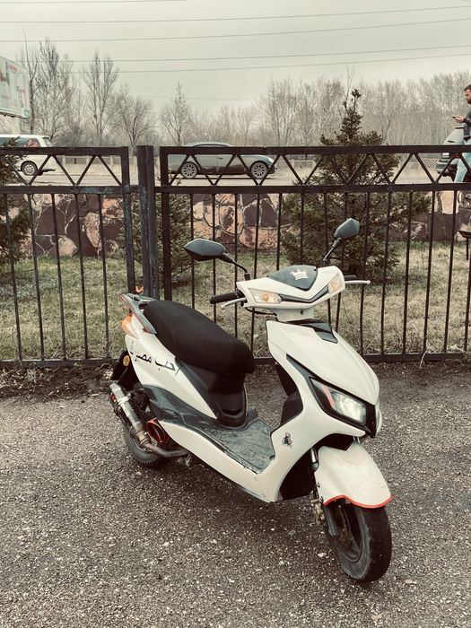 Продам м8 на хаду 150 куб