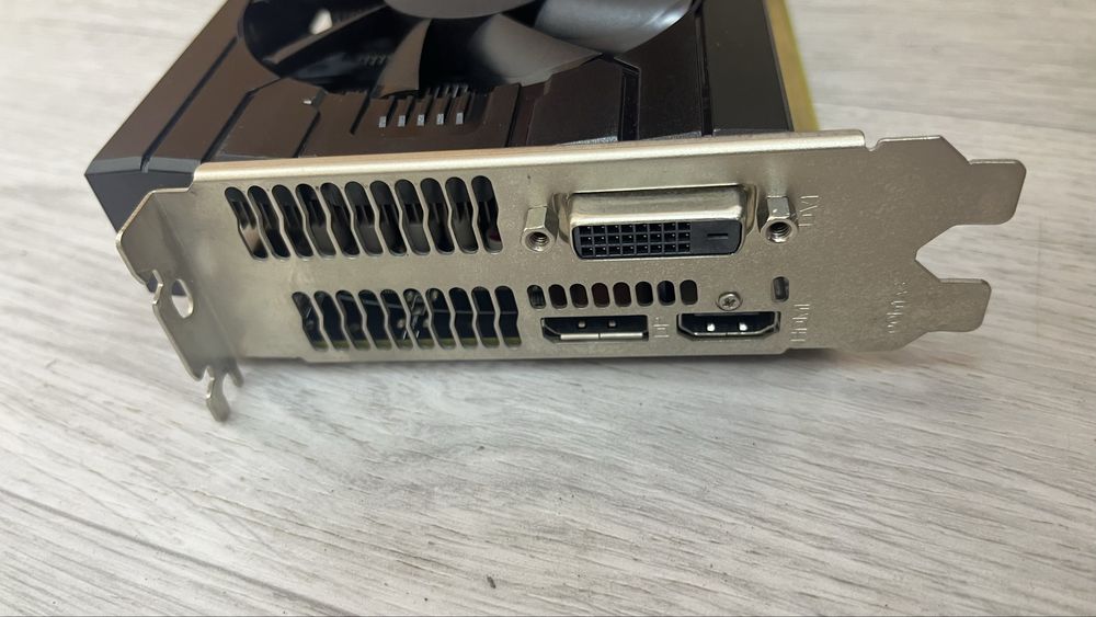 Видеокарта Radeon RX 580 SP 2048 8 GB