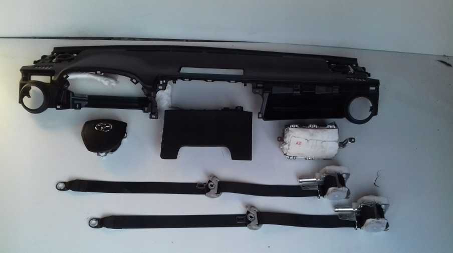 Toyota RAV 4 IV - plansa de bord - airbag volan pasager - set centuri