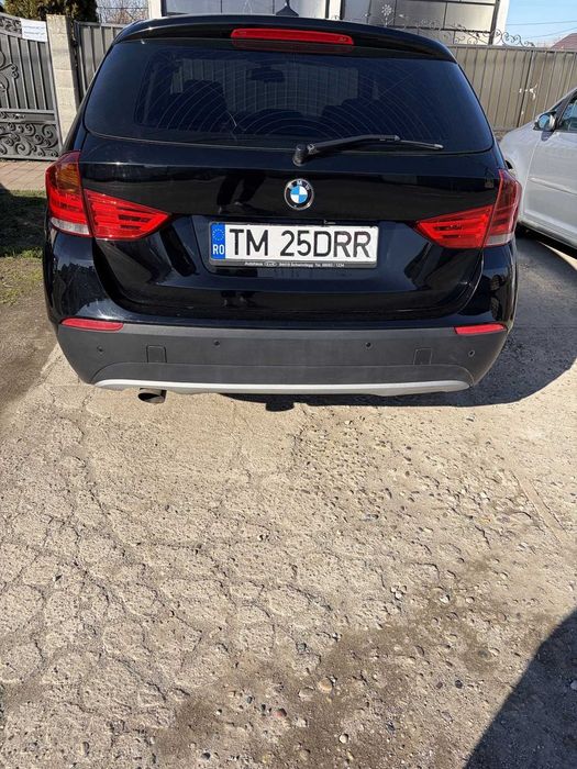 BMW X1 2011 — imagine 2