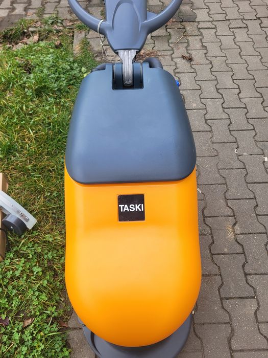 Taski swingo 450 B/ Masina de spalat pardoseli