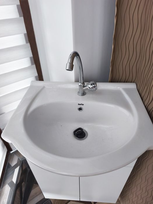 Masca de baie +lavoar+robinet apa rece