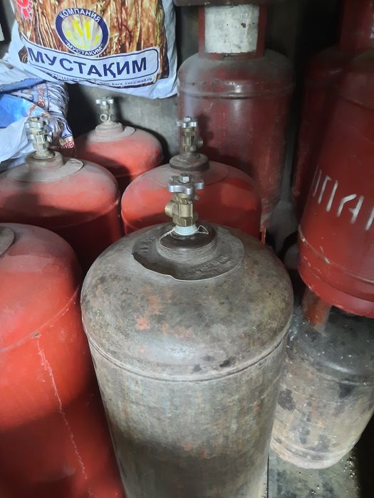 Продам вентильные газовые баллоны