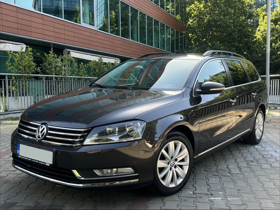 VOLKSWAGEN Passat 2011