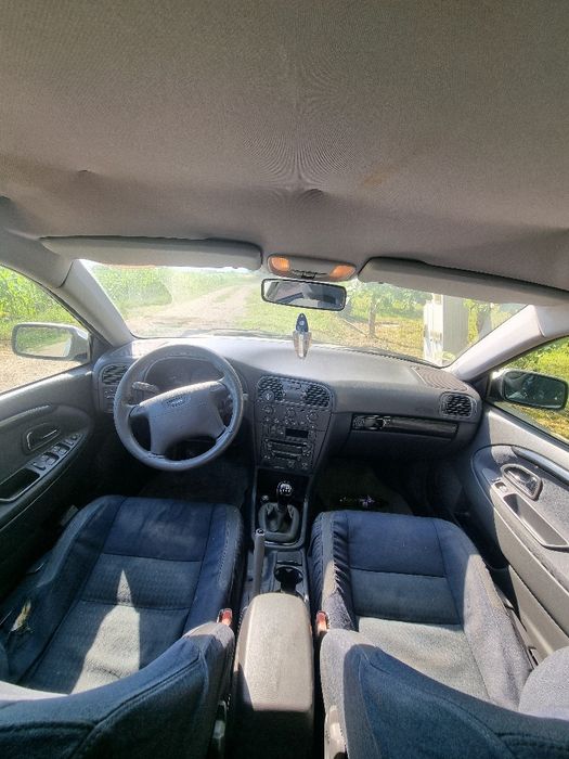 Dezmembrez Volvo v40 2002, 116cp   0759633080