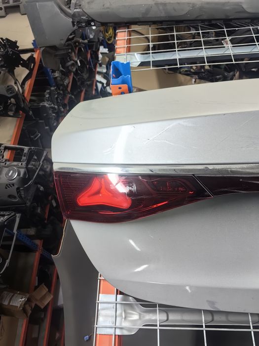 Заден капак - врата багажник Mercedes E-class W214 / Мерцедес Е класа