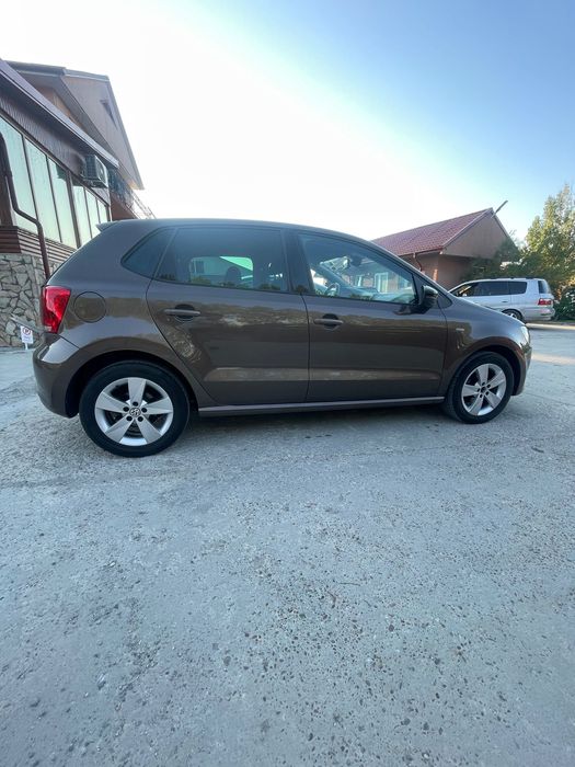 VOLKSWAGEN Polo 2013 — imagine 3