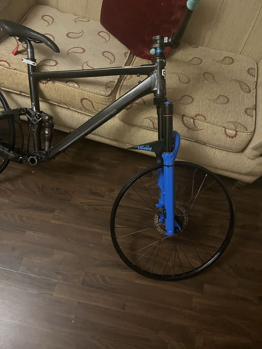 FOX sid aproape noua