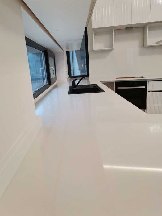 Scara Treapta Blaturi Glafuri din Granit, Marmura, Travertin, Quartz.