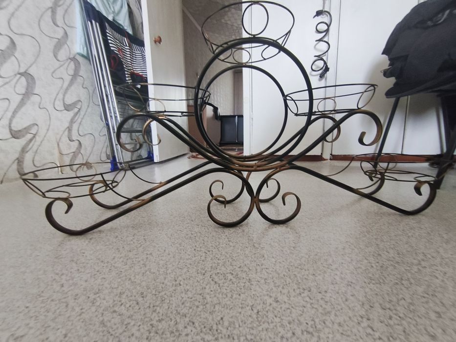 Коварная цветочница на 5 цветков