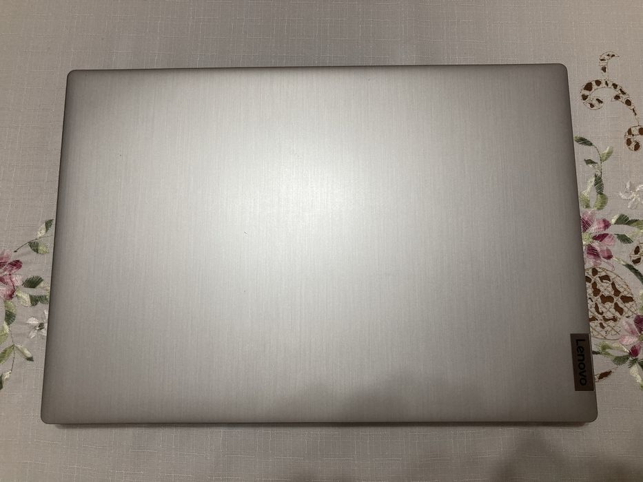 LENOVO IdeaPad 3 intel celeron N4120