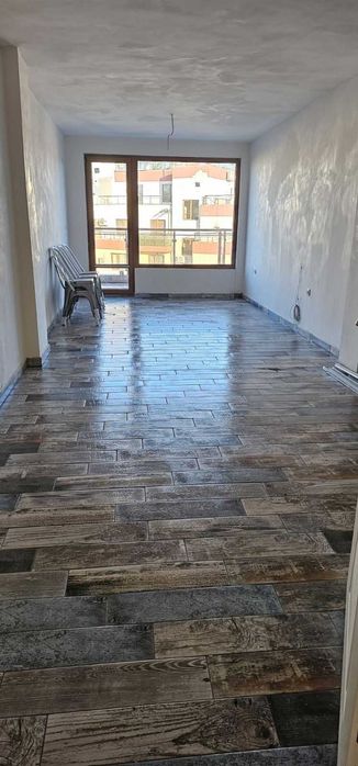 Продава се Двустаен апартамент в Велико Търново, Център - 68 кв.м за 1618 €/кв.м - Снимка #1