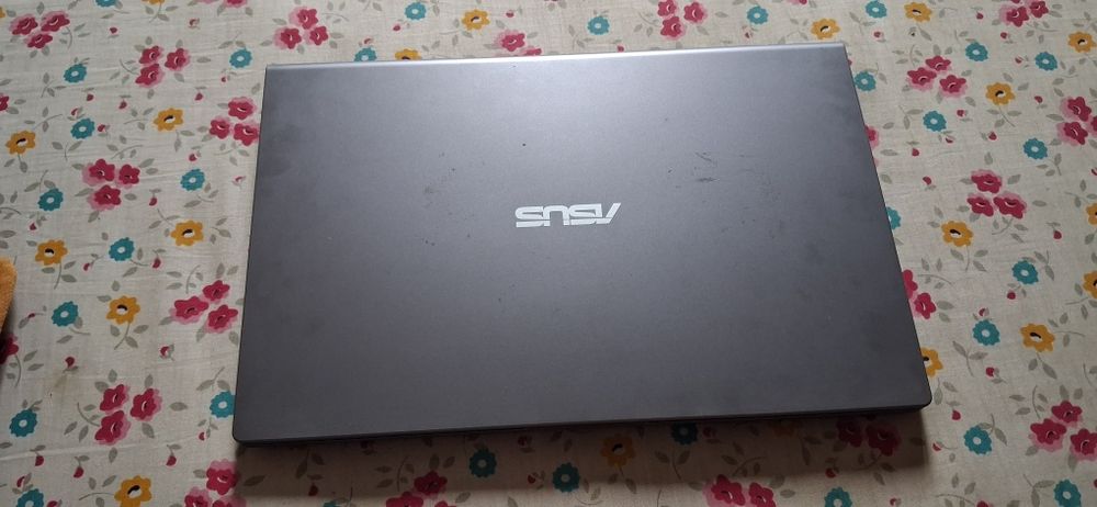 Офисный ноутбук asus