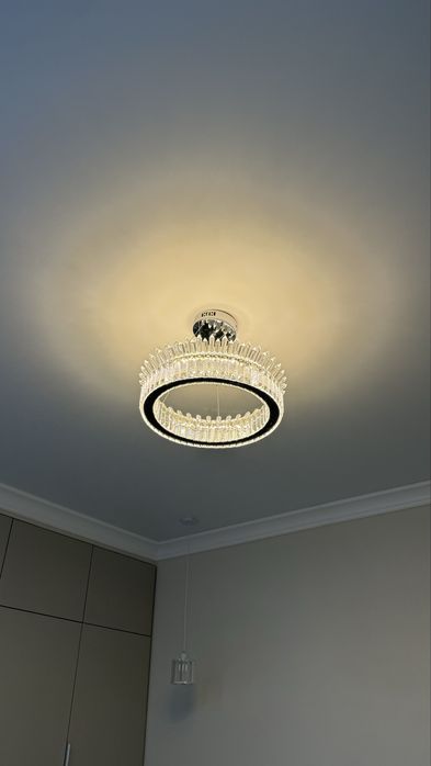 3 люстры, можно по отдельности