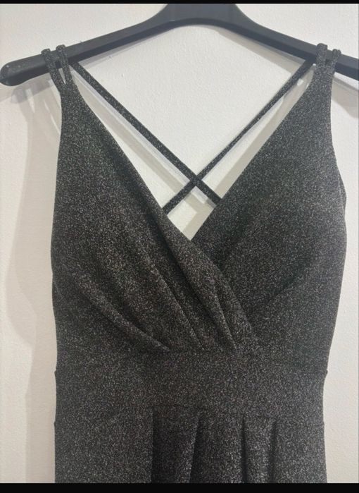 Rochie neagră cu sclipici