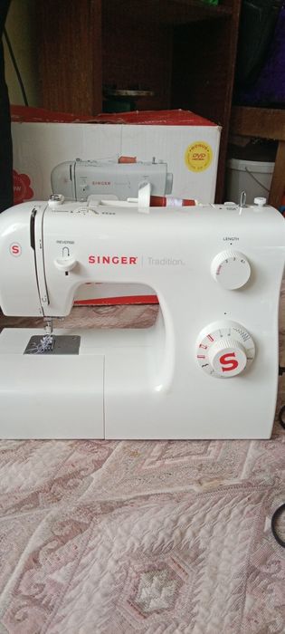 Zengir tikuv mashinasi