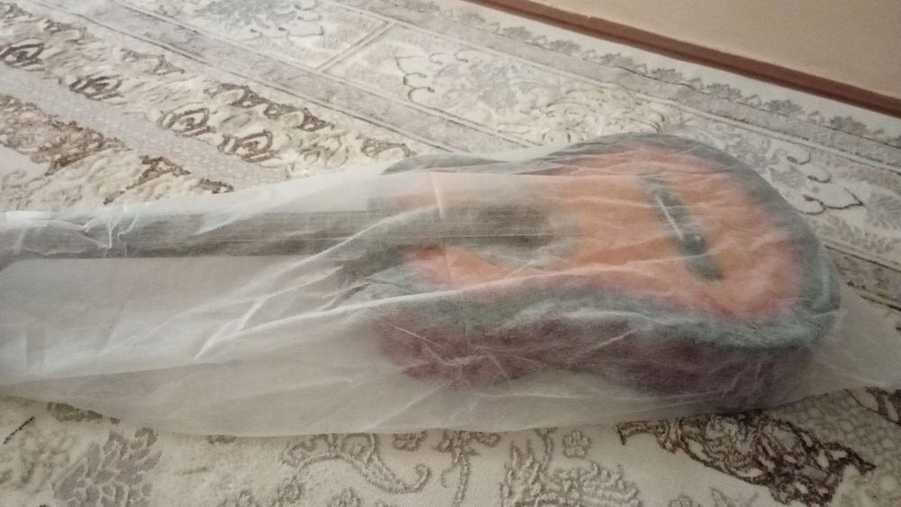 Klassik gitara Sotiladi Yangi