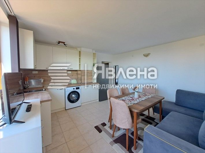 Дава се под наем Двустаен апартамент в Варна, Аспарухово - 50 кв.м за 307 € - Снимка #2